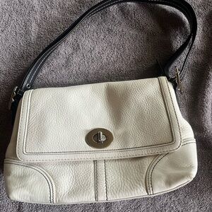 Vintage Coach Pebble Leather Shoulder Bag with Black Strap Hamilton F13085